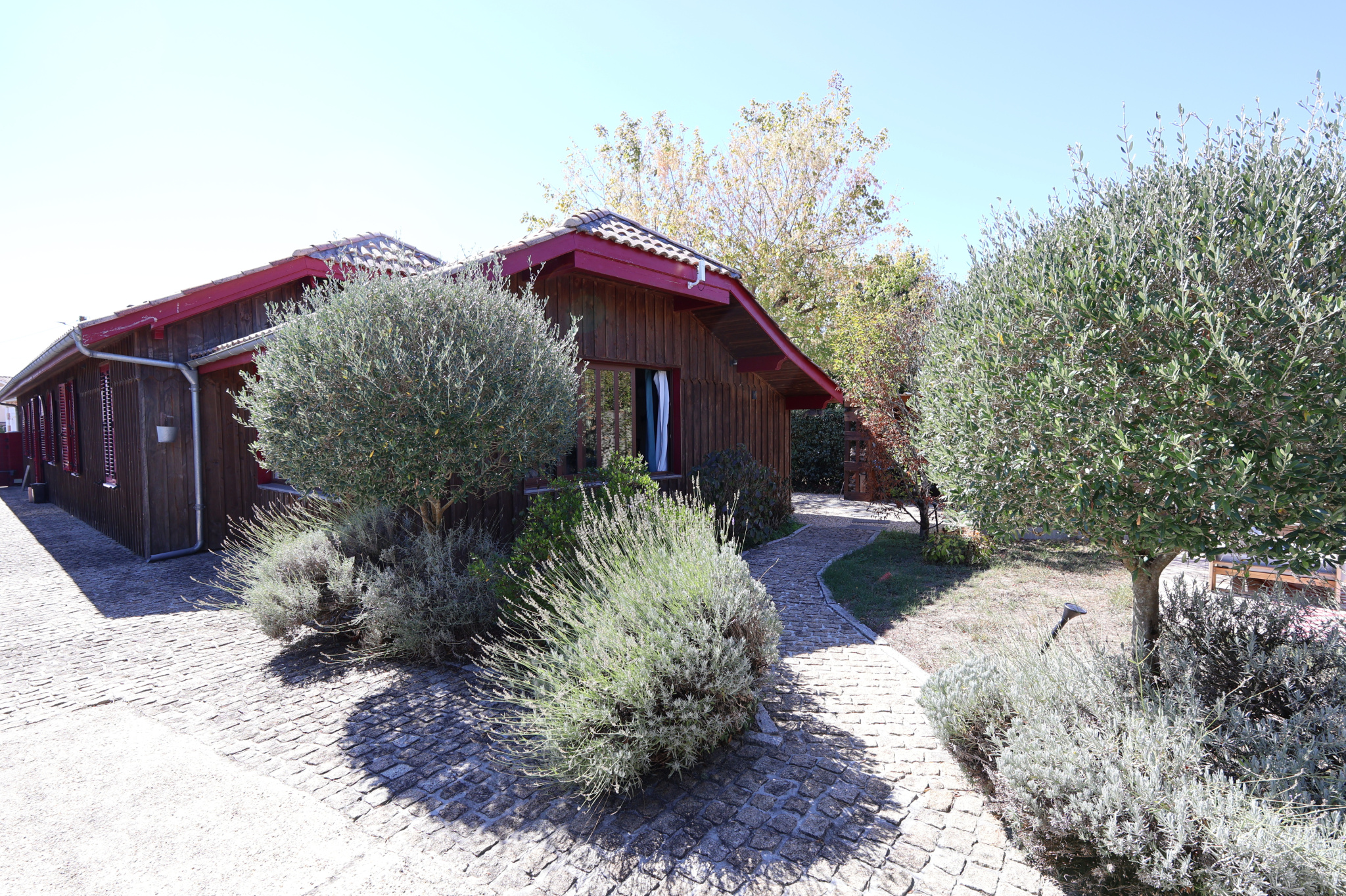 Maison à vendre à Lacanau, 206,89 m², 7 pièces – photo 1 sur 14