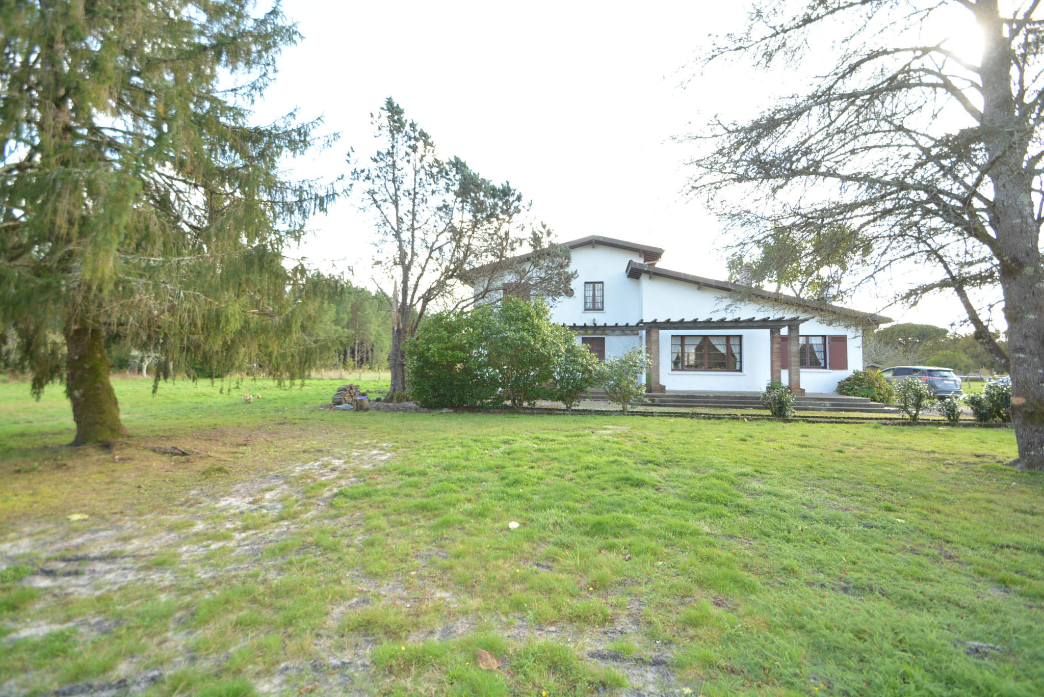Maison à vendre à Le temple, 214 m², 8 pièces – photo 1 sur 12
